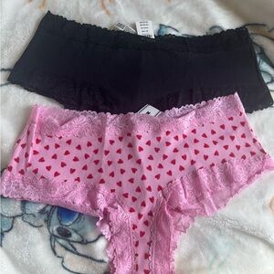 Women’s Pink Trim Hipster Panties – Black & Pink Heart Print